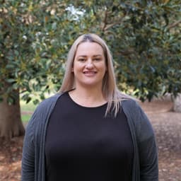 Lisa Burgess portrait